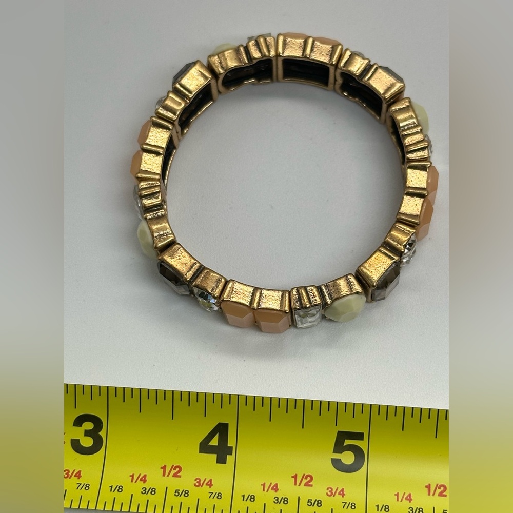 J Crew Stretch Bracelet Acrylic Brass Tone Pastel Peach Topaz Green Chunky - Picture 3 of 3